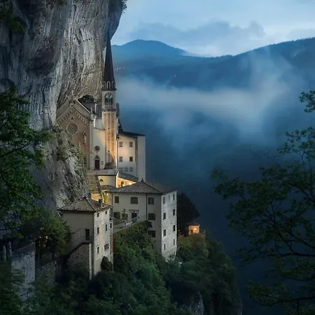 Stella Alpina 3* Spiazzi Di Caprino